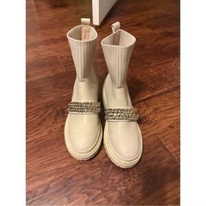 Steve Madden Cream Heeled Boots with Chain Detail